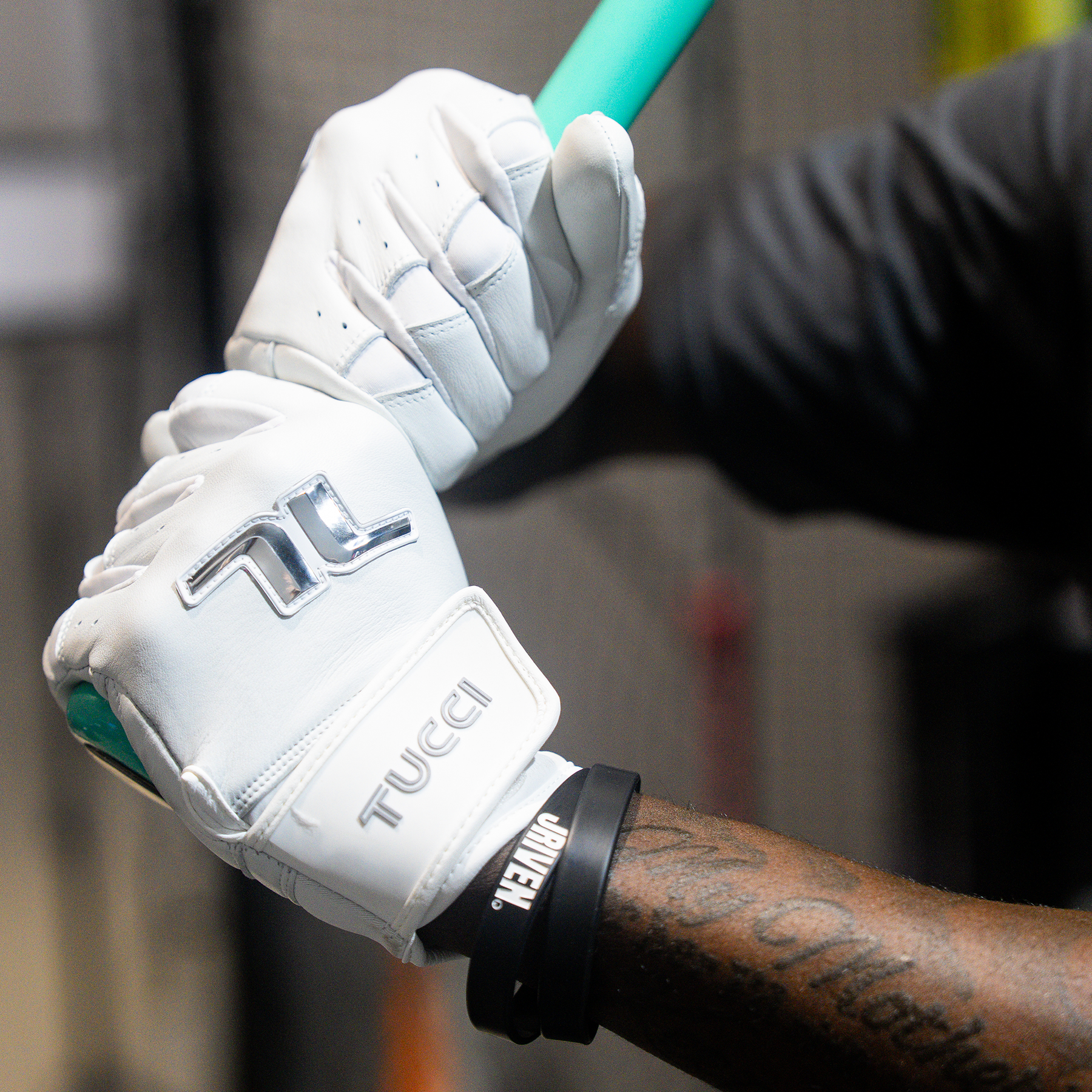 TUCCI TEAM BATTING GLOVES - ADULT